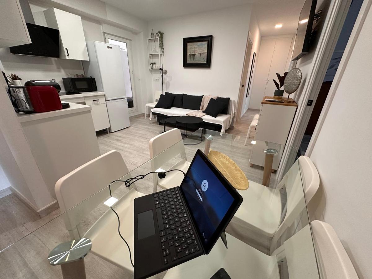 Nuestro Rincon Del Centro Historico Especial Grupos Terraza Parking Gratis 02 Apartment Малага Екстериор снимка