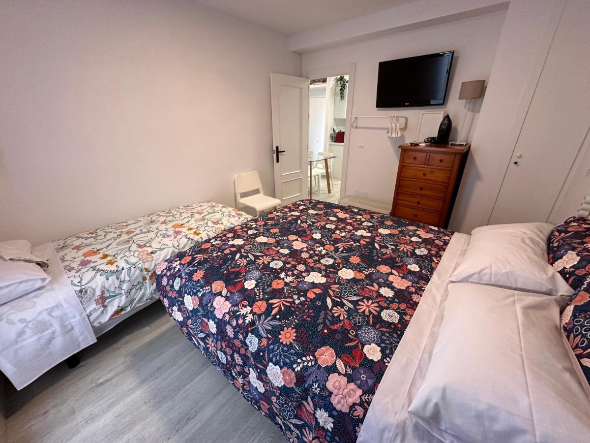 Nuestro Rincon Del Centro Historico Especial Grupos Terraza Parking Gratis 02 Apartment Малага Екстериор снимка